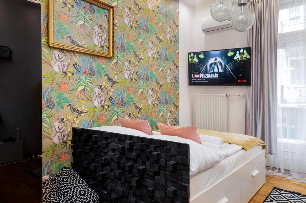 Economy Downtown Design Apartments - Free Parking - Balcony - Super Puplic Transport - Ac Budapest Eksteriør billede